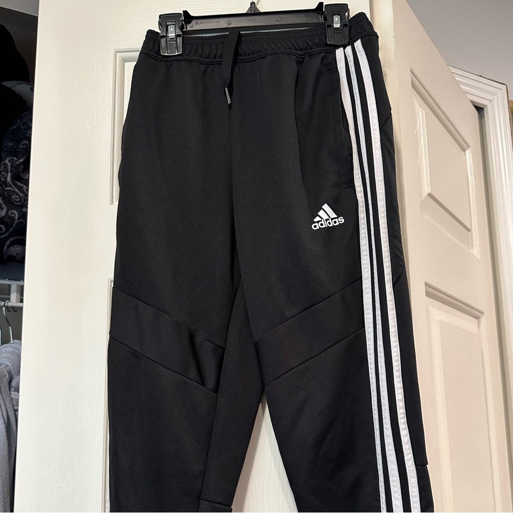 Adidas sweatpants